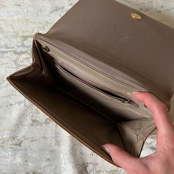 Vintage Crocodile embossed clutch - Picture 5 of 8